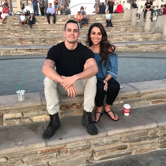 Meet your Posher, Alexis - Picture 2 of 3